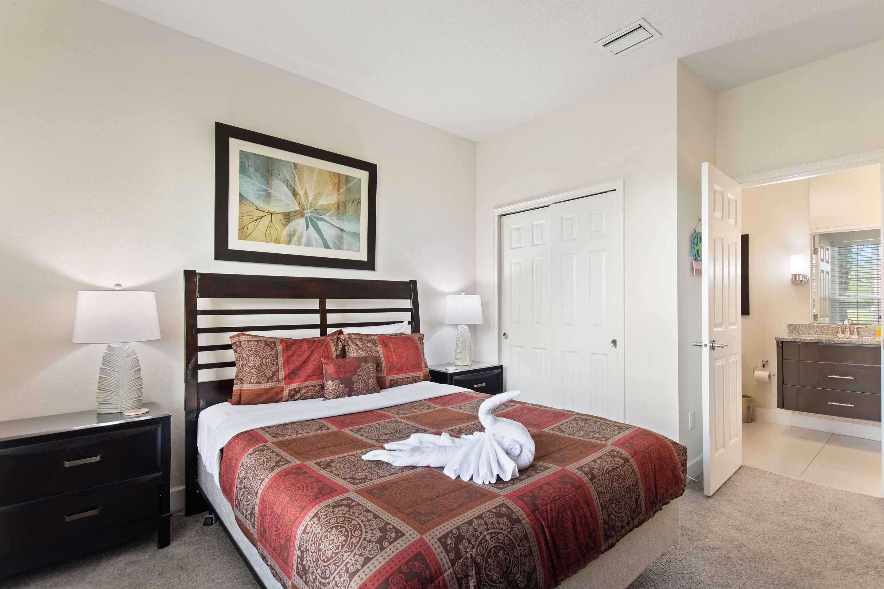 3 chambres, fer et planche à repasser, Wi-Fi gratuit