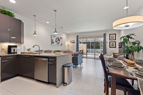 Casa adosada, 3 habitaciones | Cocina privada | Frigorífico, horno, cafetera o tetera y tostadora