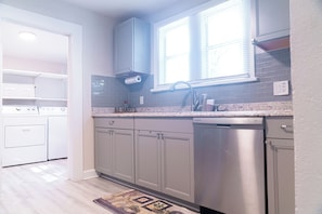 Economy House | Private kitchen