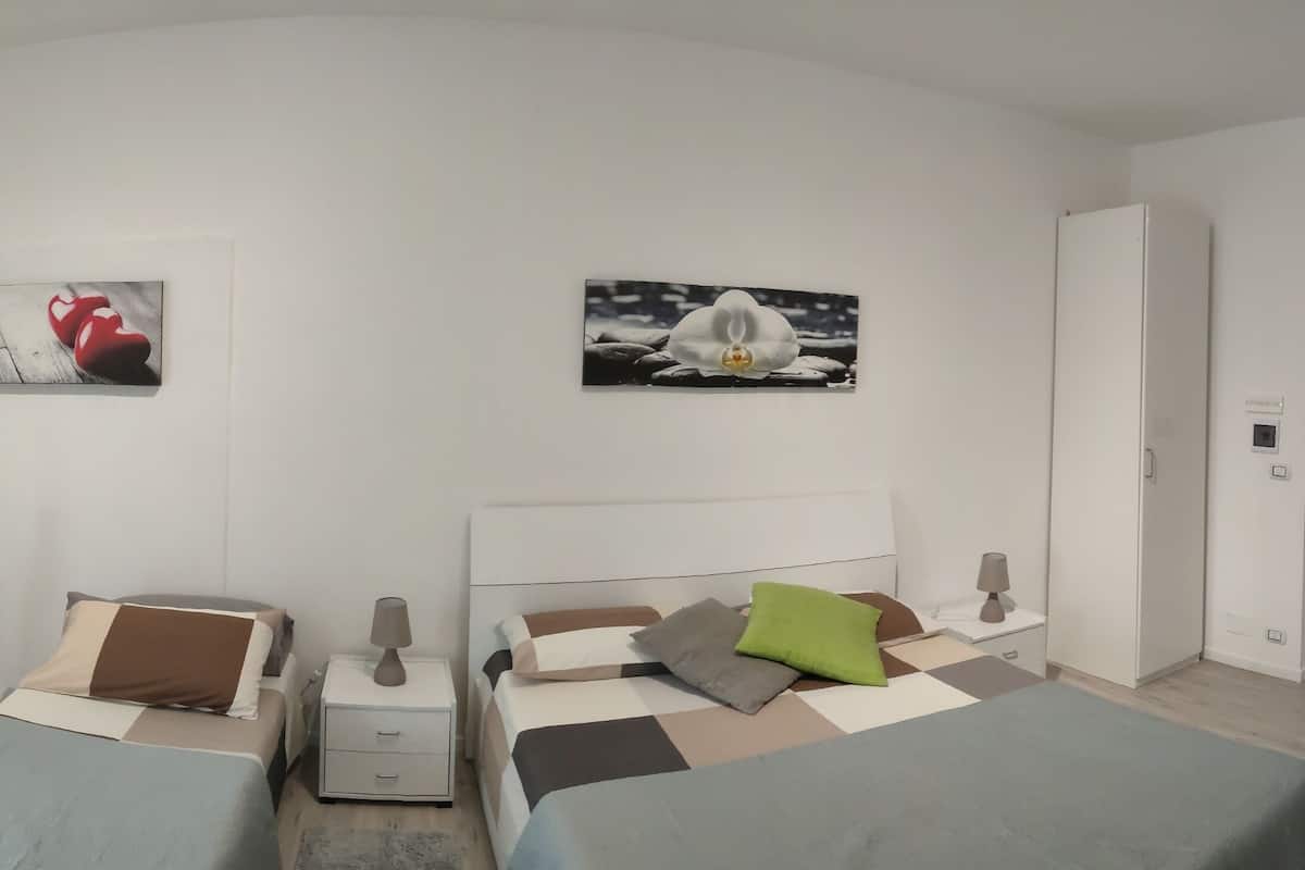 Design kamer | Een minibar, gratis wifi, beddengoed