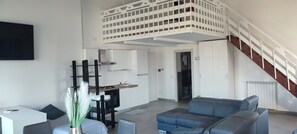 Grand studio suite | Een minibar, gratis wifi, beddengoed
