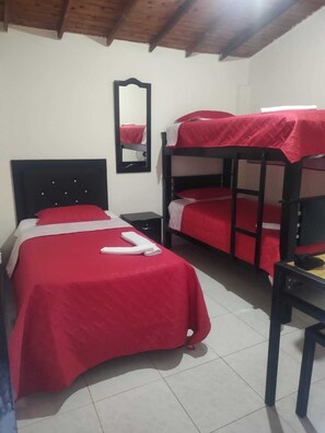 Basic Room | Individually furnished, free WiFi
