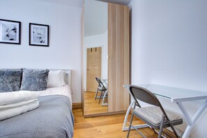 3 bedrooms, WiFi, bed sheets