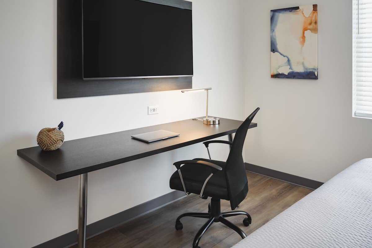 1 bedroom, blackout drapes, iron/ironing board, free WiFi