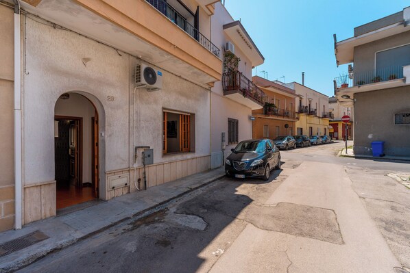 Mặt tiền nơi lưu trú