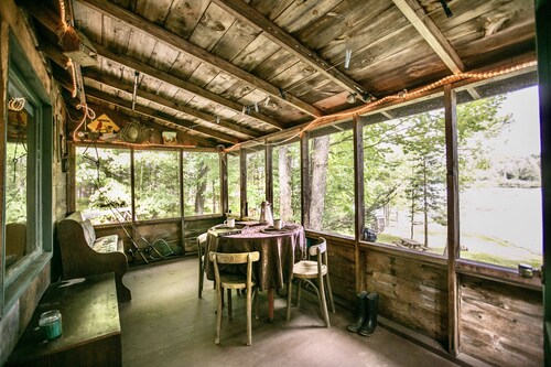 Lakefront Cabin on Lake Adirondack- Tax free
