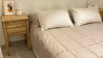 1 soveværelse, skrivebord, gratis Wi-Fi, sengetøj