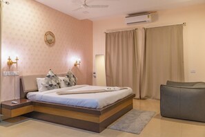Deluxe Villa | Extra beds - Truliv Villa Ivory  (Tirupporur)