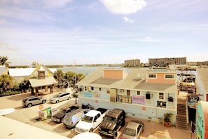 Pantai berhampiran, luncur air, 4 bar pantai, memancing