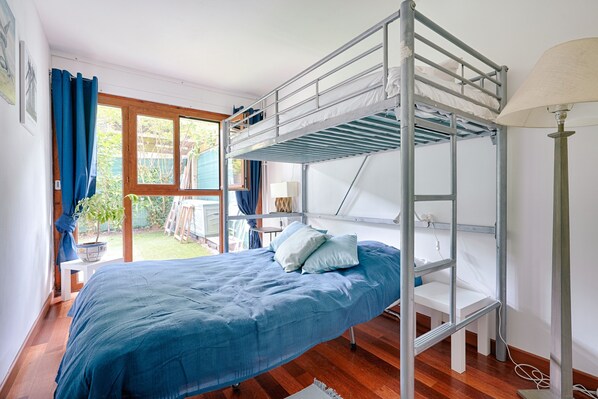 2 Schlafzimmer, Bügeleisen/Bügelbrett, kostenloses WLAN, Bettwäsche