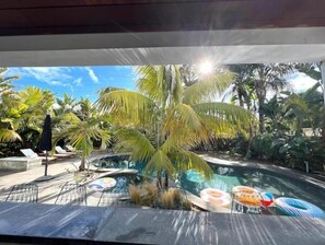 Pool - New Modern Home Pool/Jacuzzi near Beach & Legoland (Carlsbad)