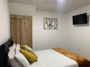 2 bedrooms, WiFi, bed sheets