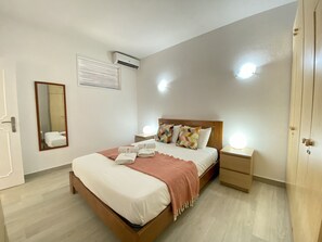 1 Schlafzimmer, Bügeleisen/Bügelbrett, kostenloses WLAN, Bettwäsche
