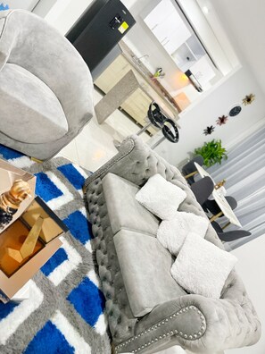 Living area - Apartamento VIP a 5 Minutos de los Centros Comerciales (Ibagué)