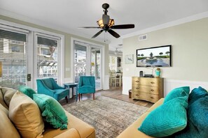 スマートテレビ、卓球台、プリンター