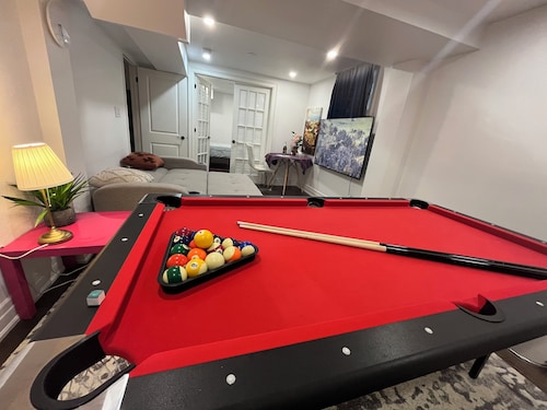 cozy1bedroom Guest suite(1queen bed+1 double Sofa bed,1floor mattress (5Guests)