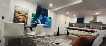 cozy1bedroom Guest suite(1queen bed+1 double Sofa bed,1floor mattress (5Guests)