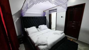 2 bedrooms, bed sheets