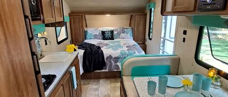 1 bedroom, free WiFi, bed sheets