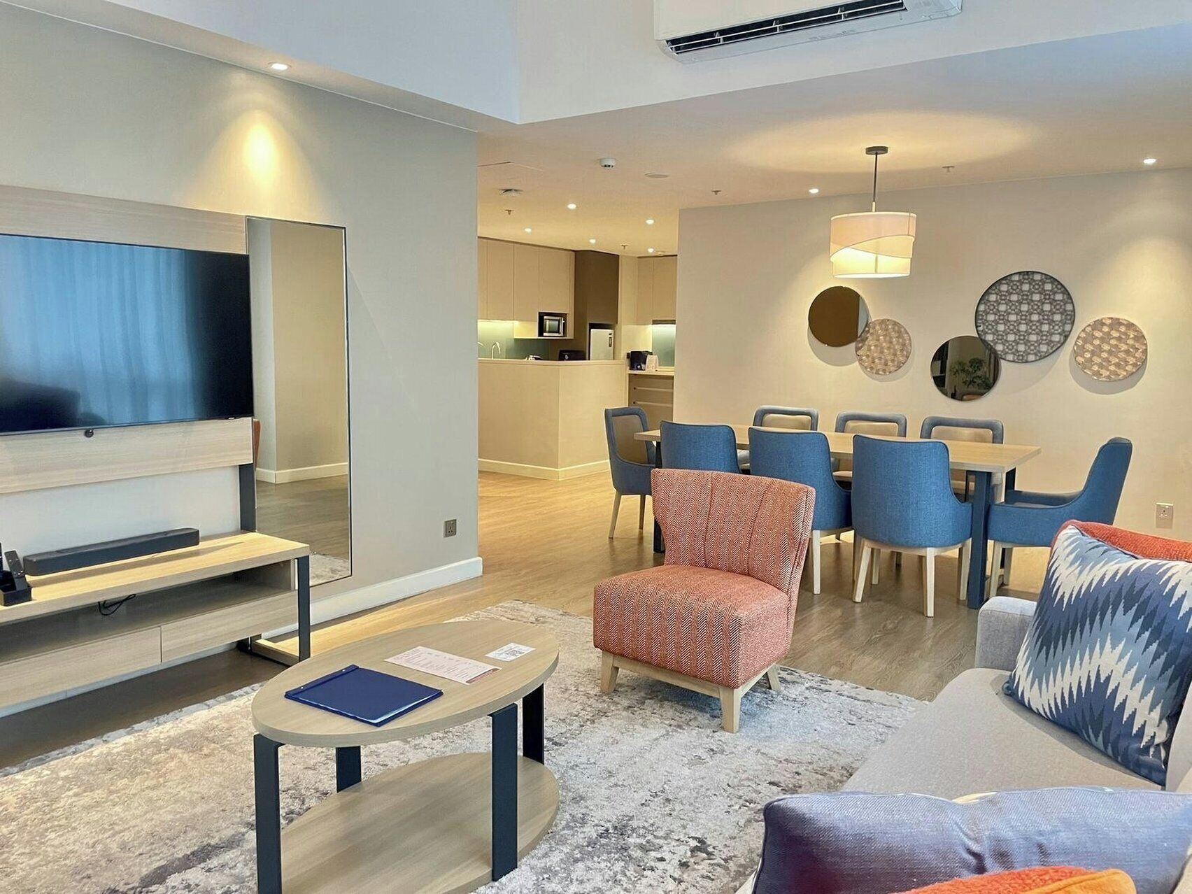 Photo - Citadines Roces Quezon City