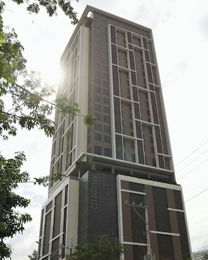 Building design - Citadines Roces Quezon City (Quezon City)