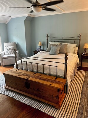 3 slaapkamers, een bureau, wifi, beddengoed