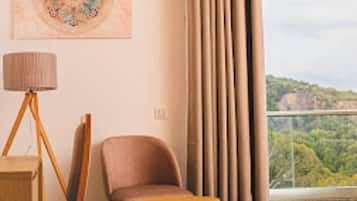 Senior Suite | 1 bedroom, free WiFi