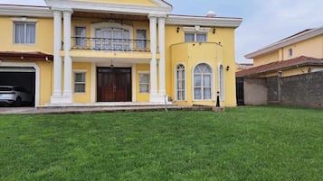 Extérieur