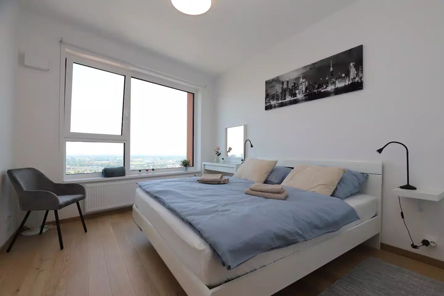 2 chambres, fer et planche à repasser, Wi-Fi gratuit, draps fournis