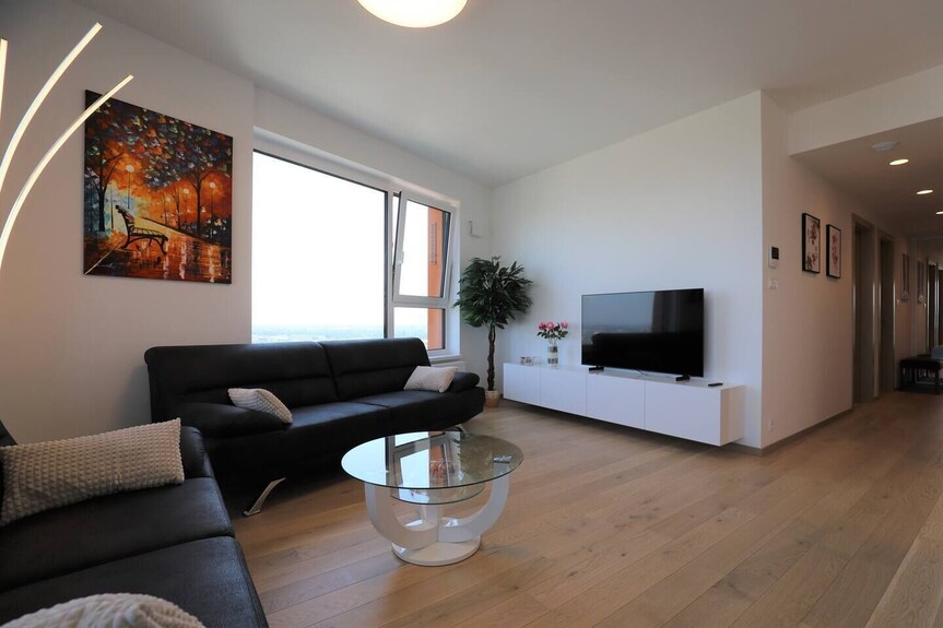 View Of The City From The 30th Floor, Parking Included In The Price<br> - Bratislava