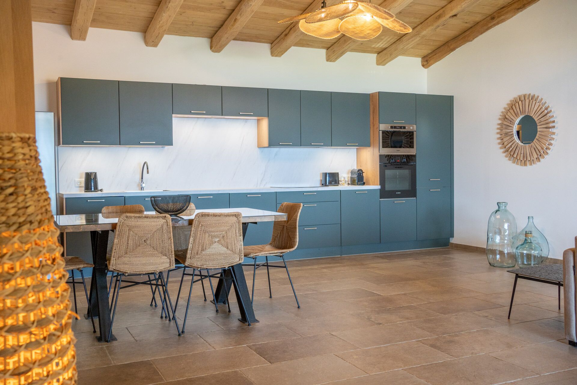 Deluxe Villa | Private kitchen | Full-size fridge, microwave, oven, stovetop