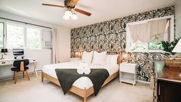 6 bedrooms, in-room safe, desk, iron/ironing board