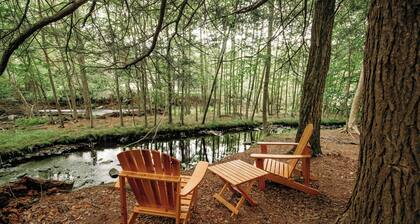 New! Riverfront/6BR/Hottub/Games/Lake Access/Indoor Pool