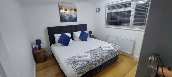 独立别墅 | 5 多间卧室、床单