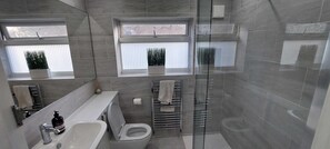House | Bathroom | Shower, rainfall showerhead, hair dryer, towels