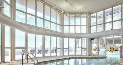 Beachfront Penthouse-Style Panoramic View-Sleep 20