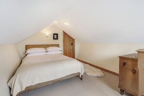 1 bedroom, iron/ironing board, free WiFi, bed sheets - Cosy Countryside Cottage - Pass the Keys (Tonbridge)
