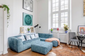 Basic Apartment, Multiple Beds | Living area | TV - Luxurious & Chic 2BD Warehouse Flat - Old Street! (London)