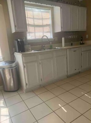 Private kitchen - East Atlanta HideAway 3BR 2BA | Sleeps 5

 (Ellenwood)