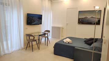 1 habitación y ropa de cama
