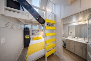 4 chambres, bureau, fer et planche à repasser, Wi-Fi gratuit
