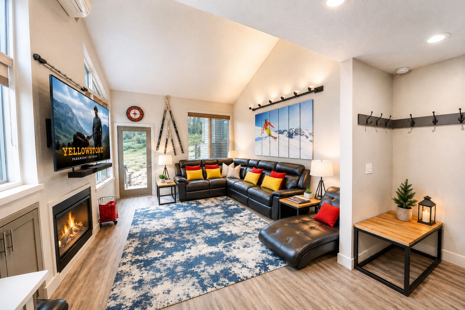 Smart TV, fireplace