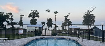 The Crescent Lakehouse