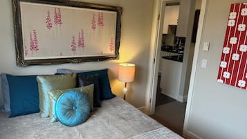 2 chambres, bureau, accès au Wi-Fi (inclus), literie fournie