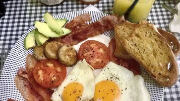 Breakfast meal