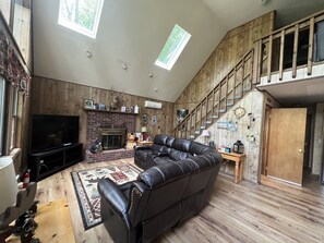 Smart TV, fireplace, video games