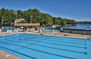 Outdoor pool, a heated pool - Beautiful chalet with seasonal lake views in The Hideout (Lake Ariel)