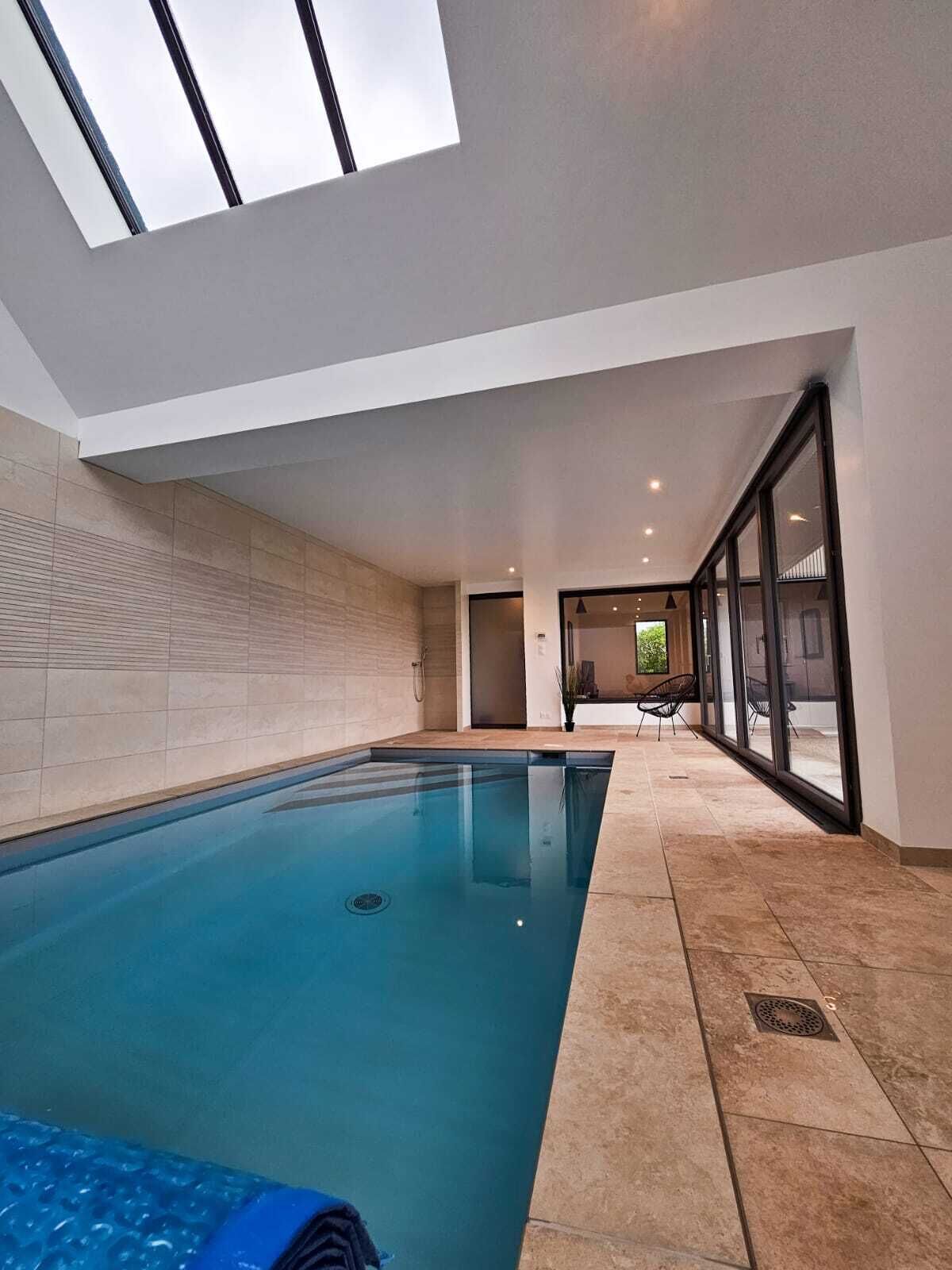 Piscine couverte, piscine chauffée