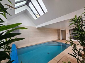 Piscine couverte, piscine chauffée