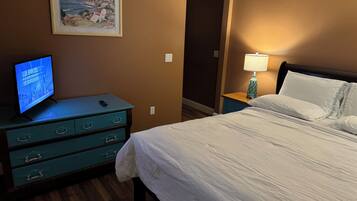 1 sovrum, strykjÀrn/strykbrÀda, gratis wi-fi och sÀngklÀder